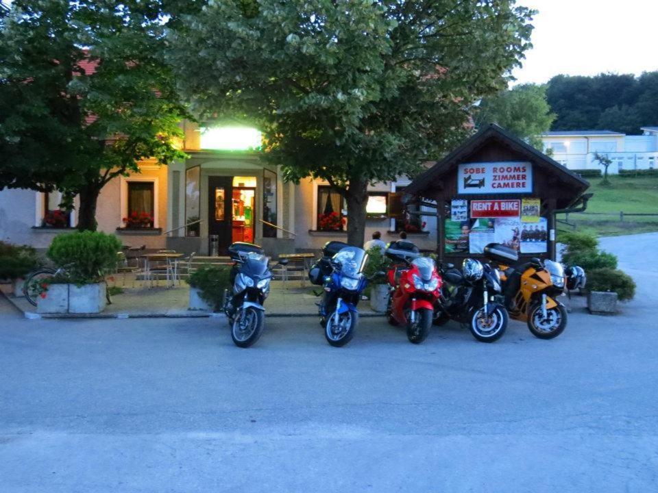 Marincic Inn Skocjan  Bagian luar foto