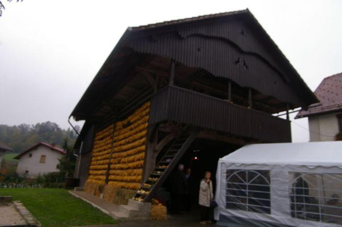 Marincic Inn Skocjan  Bagian luar foto