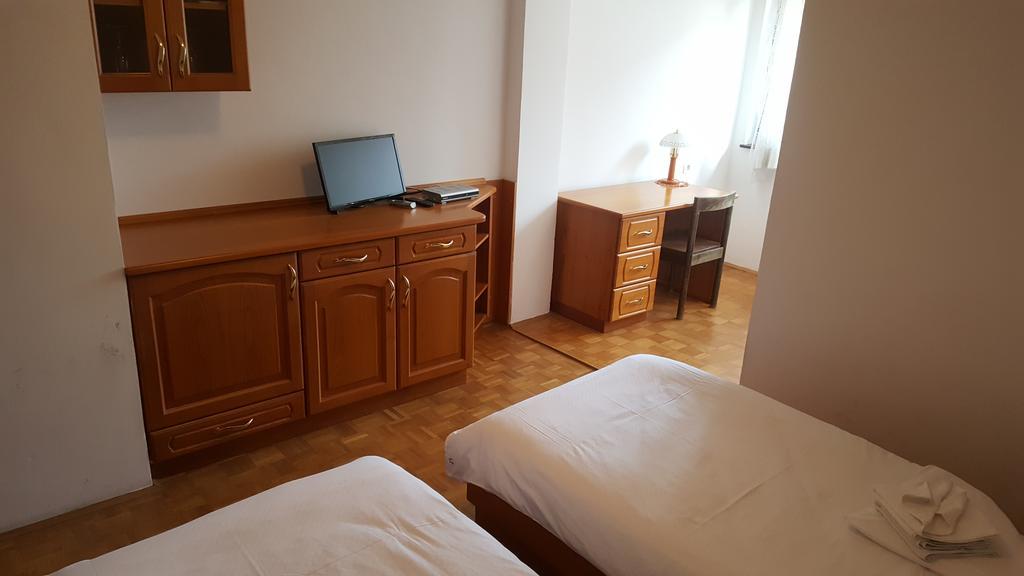 Marincic Inn Skocjan  Bagian luar foto